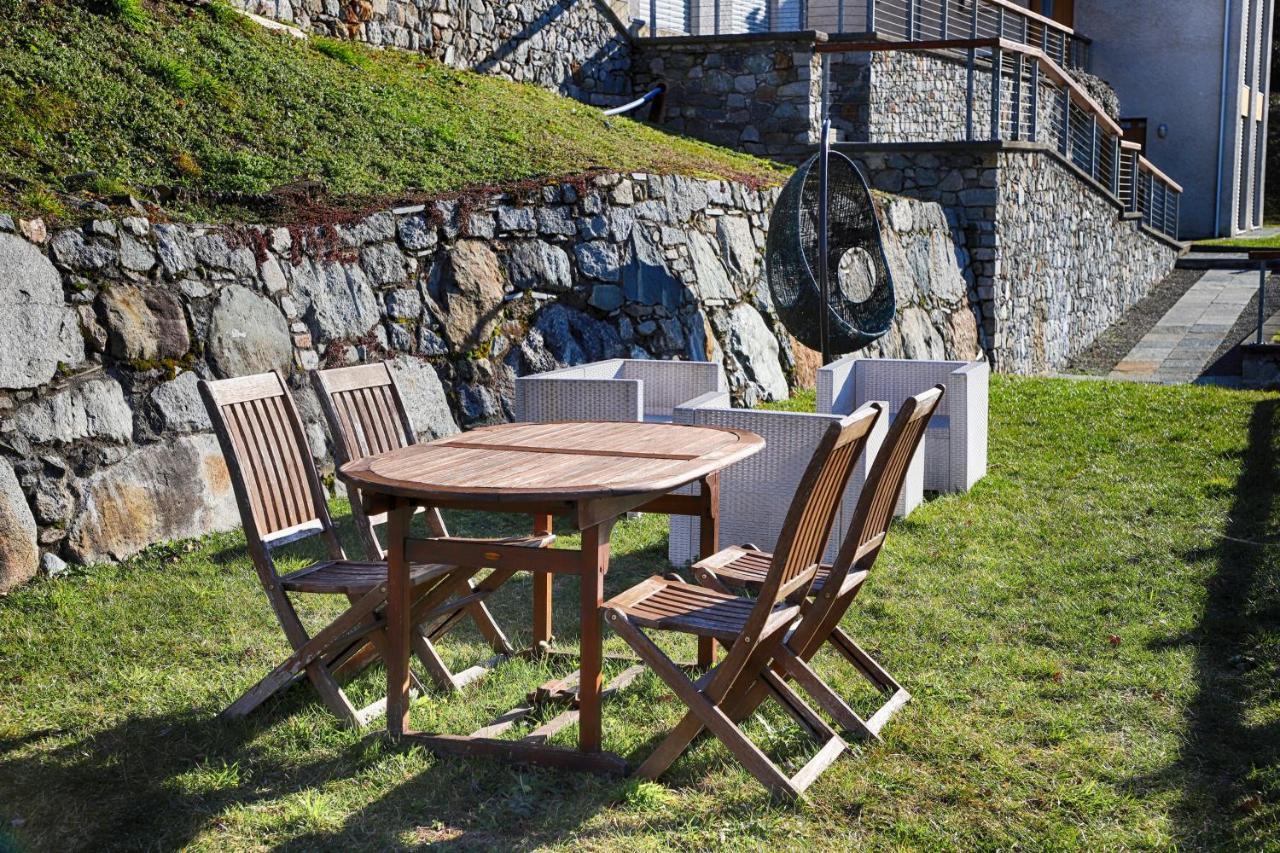 The Cozy Nest - Bellano Villa Bagian luar foto