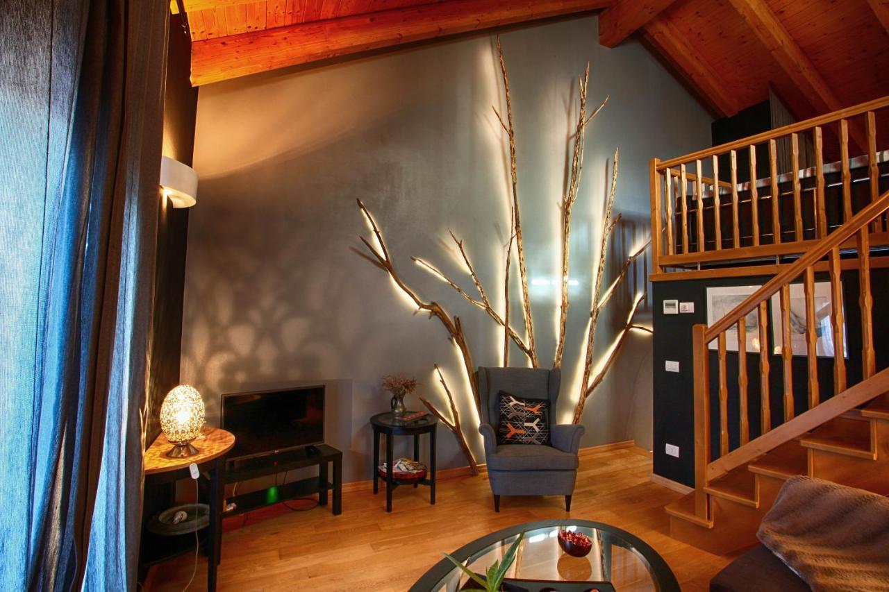 The Cozy Nest - Bellano Villa Bagian luar foto
