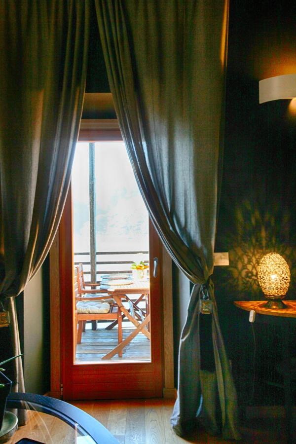 The Cozy Nest - Bellano Villa Bagian luar foto