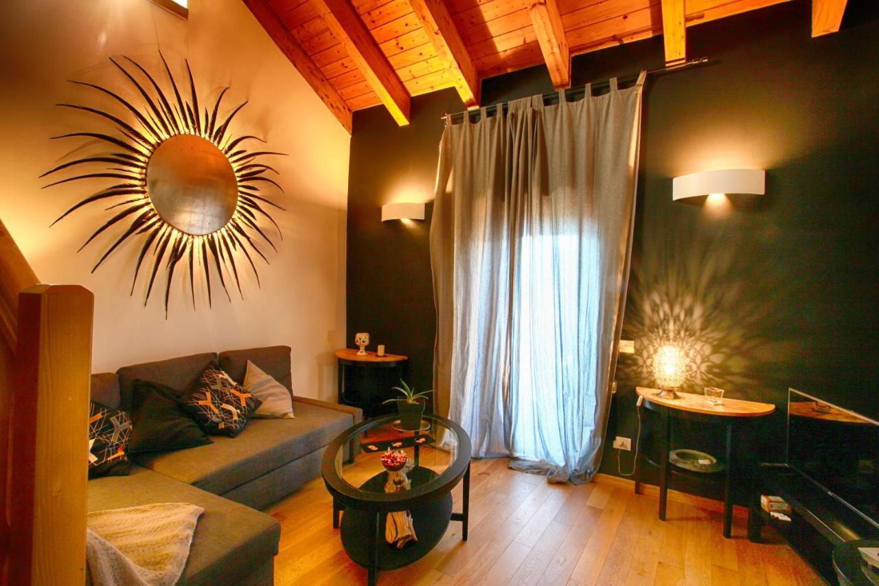 The Cozy Nest - Bellano Villa Bagian luar foto